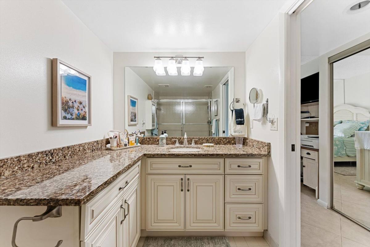 Apartment for rent at 11282 Green Lake Dr #204, Boynton Beach, FL 33437