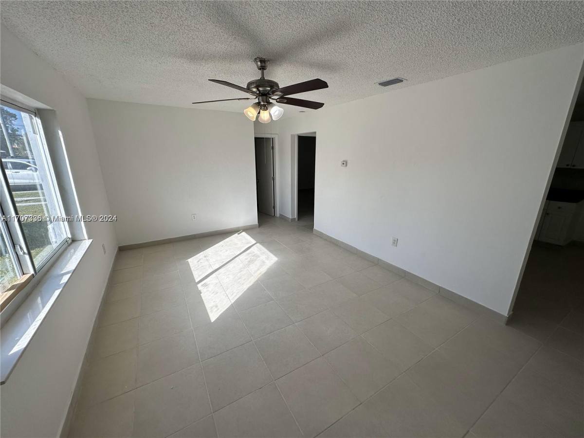 Apartment for rent at 424 NW 13th St #424, Homestead, FL 33034