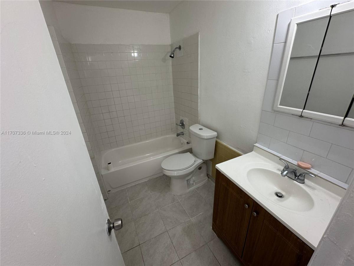 Apartment for rent at 424 NW 13th St #424, Homestead, FL 33034