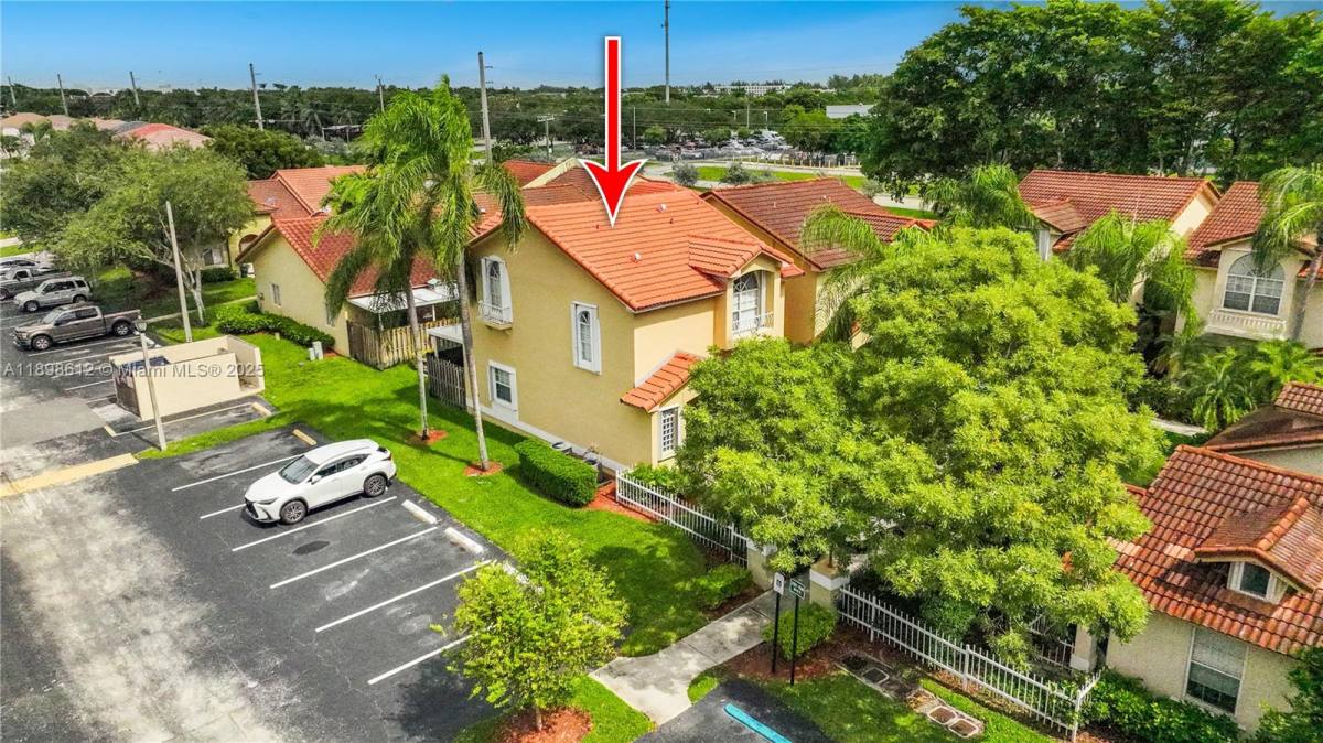 Condo for rent at 21533 SW 87th Court #102, Miami, FL 33189