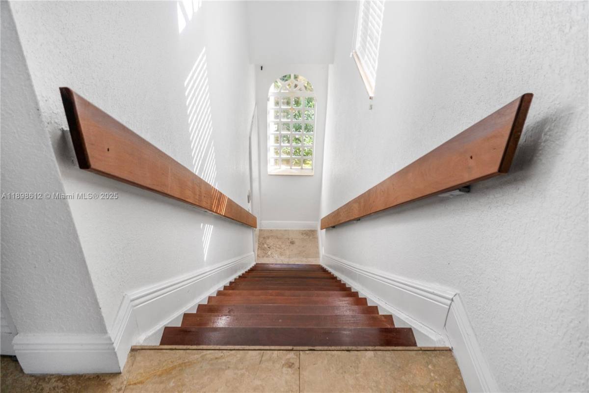 Condo for rent at 21533 SW 87th Court #102, Miami, FL 33189