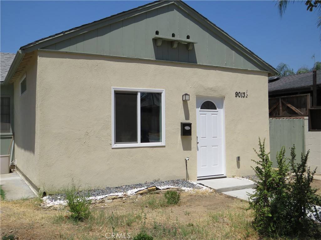 Apartment for rent at 9013 Gladbeck Ave, Northridge, CA 91324