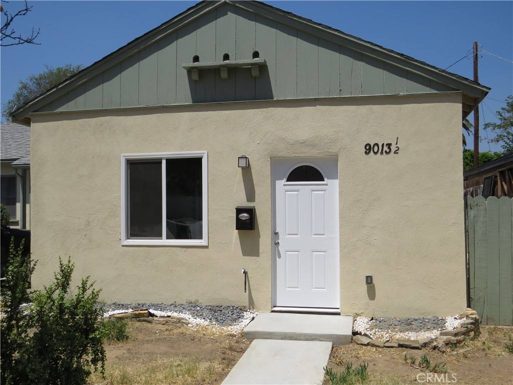 Apartment for rent at 9013 Gladbeck Ave, Northridge, CA 91324