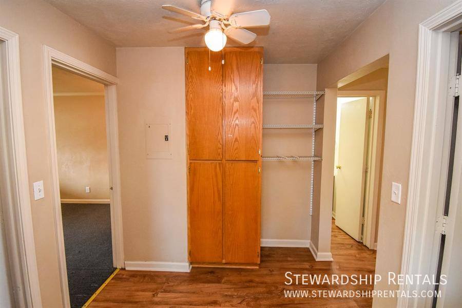 Apartment for rent at 1827 Harris St #302 M, Eugene, OR 97403