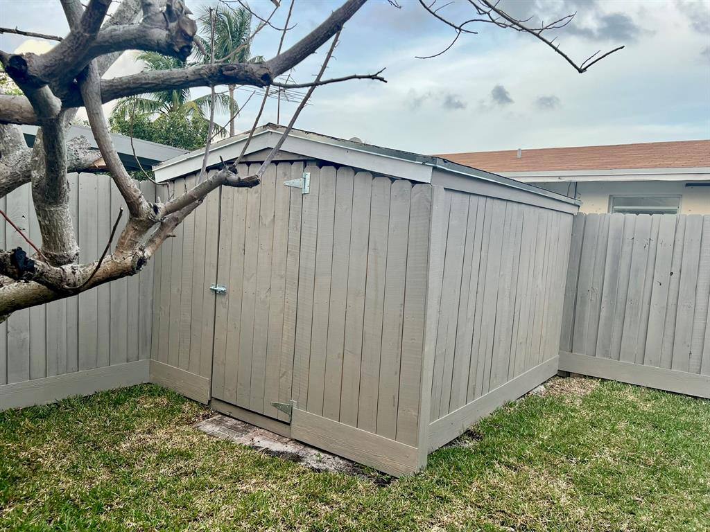 Apartment for rent at 801 NE 36th St #801, Fort Lauderdale, FL 33334