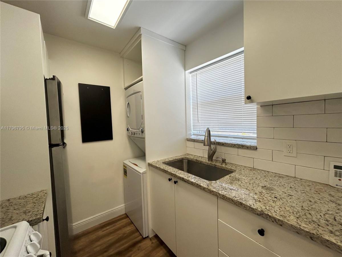 Apartment for rent at 407 NW 11th Ave #407, Boynton Beach, FL 33435