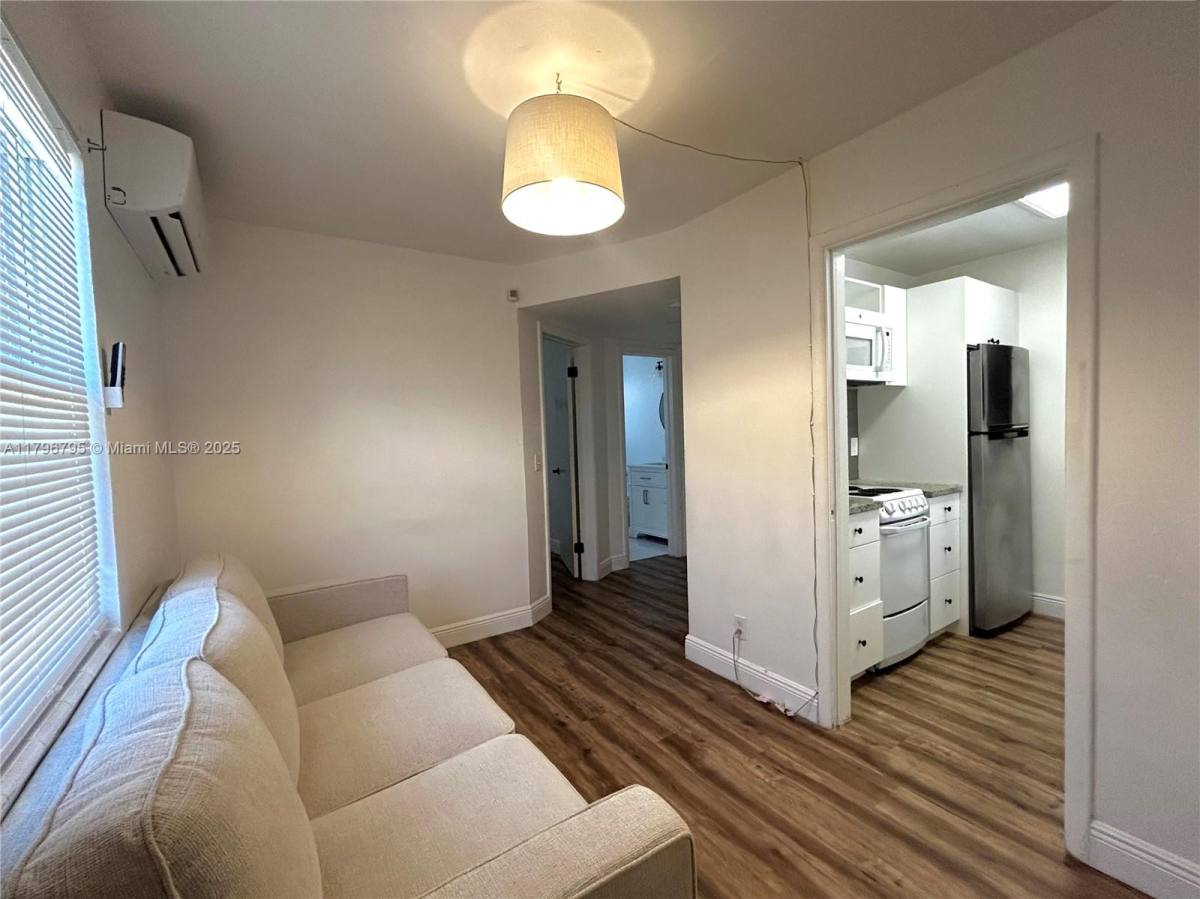 Apartment for rent at 407 NW 11th Ave #407, Boynton Beach, FL 33435