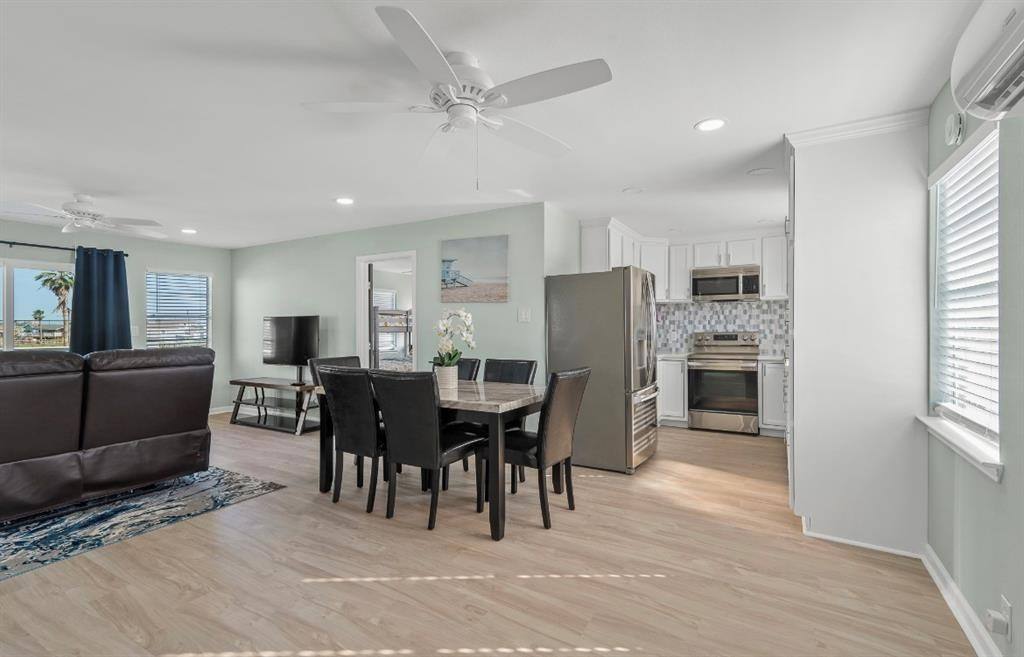 Apartment for rent at 1019 Treaty Dr, Freeport, TX 77541