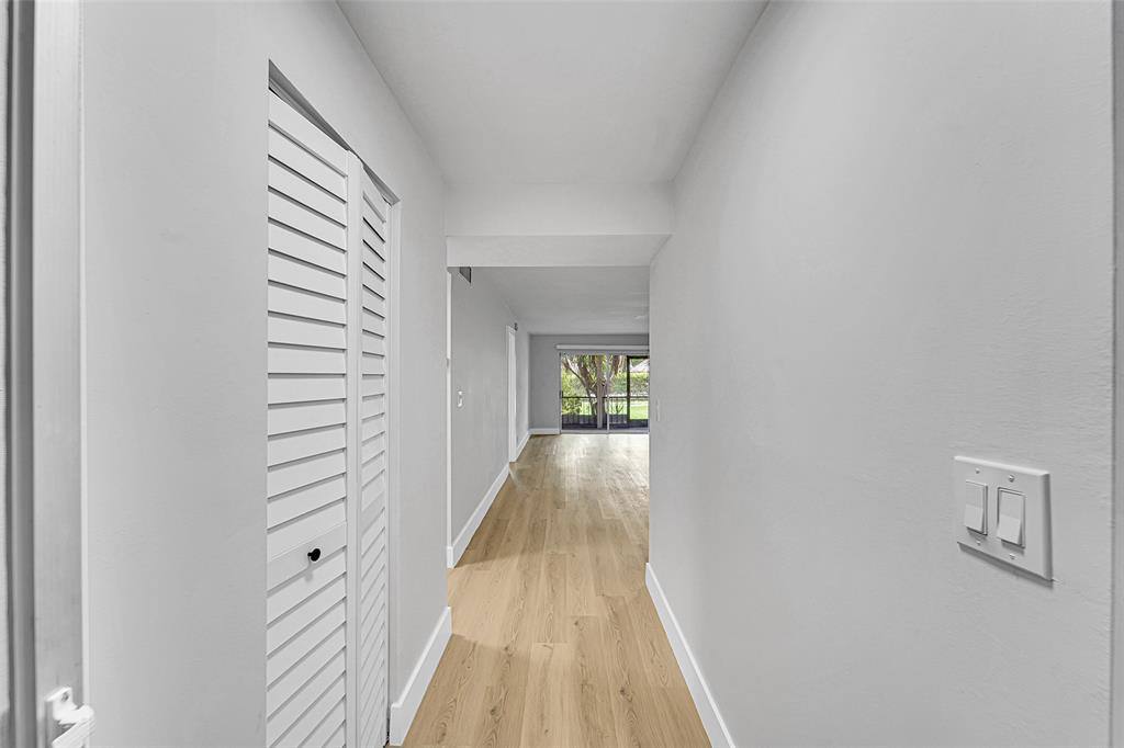 Apartment for rent at 6200 NW 44th St #106, Fort Lauderdale, FL 33319