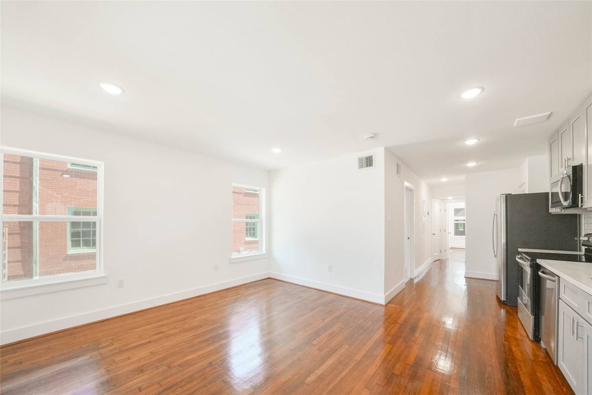 Apartment for rent at 6620 Lawndale St #2, Houston, TX 77023