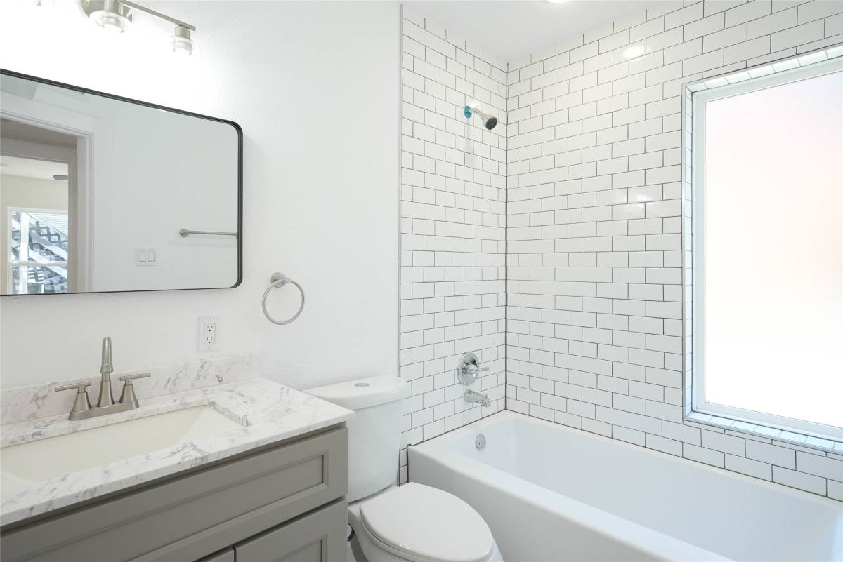 Apartment for rent at 6620 Lawndale St #2, Houston, TX 77023