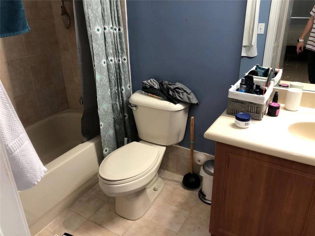 Apartment for rent at 7060 NW 177th St #103, Hialeah, FL 33015
