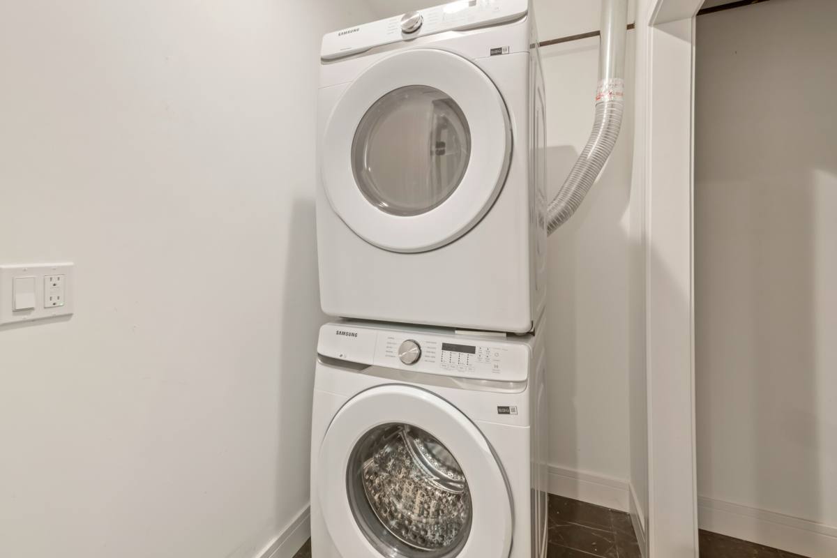 Apartment for rent at 3058 W Cortland #101, Chicago, IL 60647