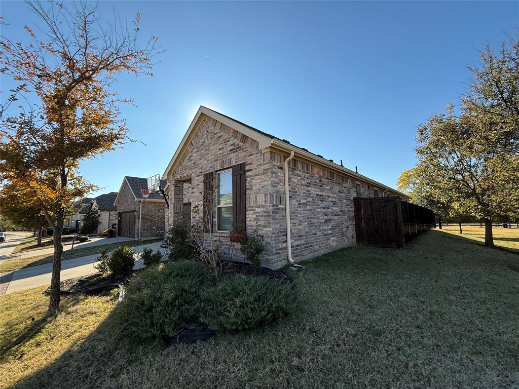 Apartment for rent at 8089 Rabbit Dr, Frisco, TX 75034