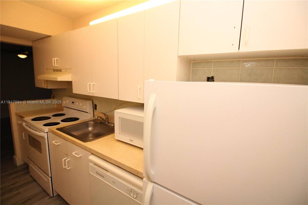 Apartment for rent at 1251 NE 108th St #312, Miami, FL 33161