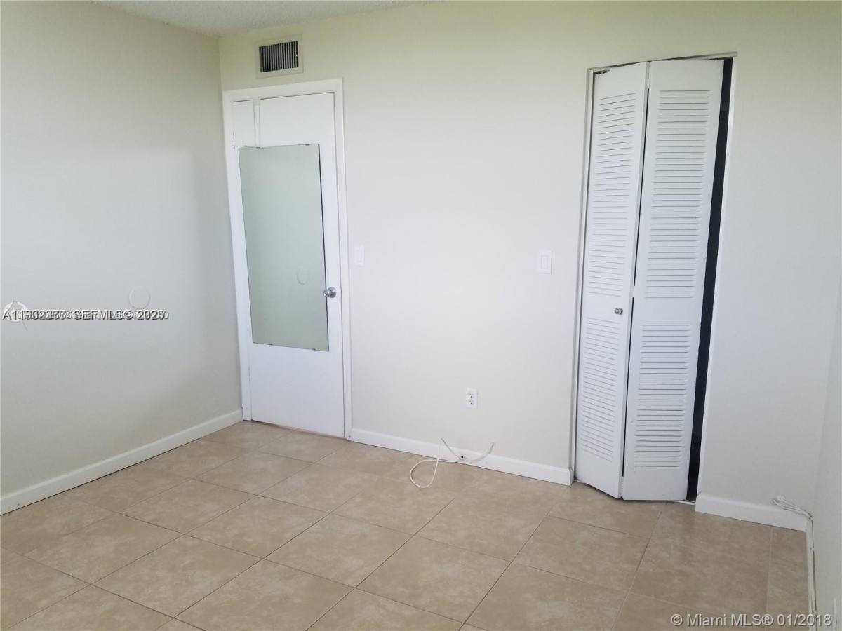 Apartment for rent at 1801 S Treasure Dr #417, Miami Beach, FL 33141