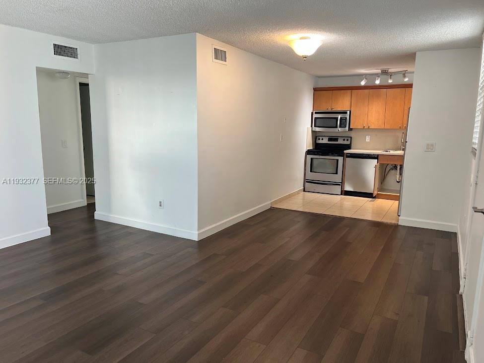 Apartment for rent at 1801 S Treasure Dr #417, Miami Beach, FL 33141