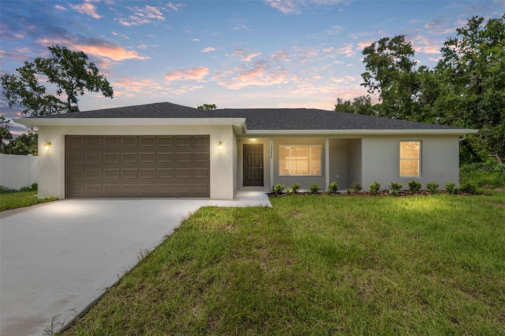 Apartment for rent at 13027 NE 5th Place, Silver Springs, FL 34488