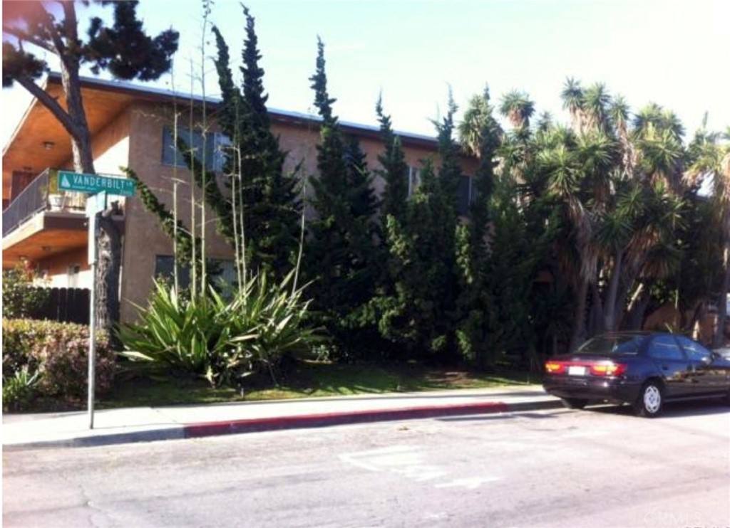 Apartment for rent at 2020 Vanderbilt Lane, Redondo Beach, CA 90278