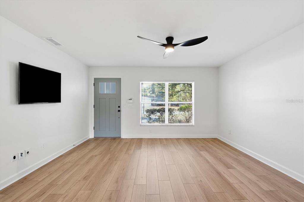 Apartment for rent at 2802 W N A St, Tampa, FL 33609