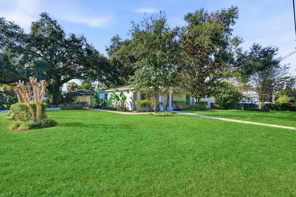 Apartment for rent at 2802 W N A St, Tampa, FL 33609