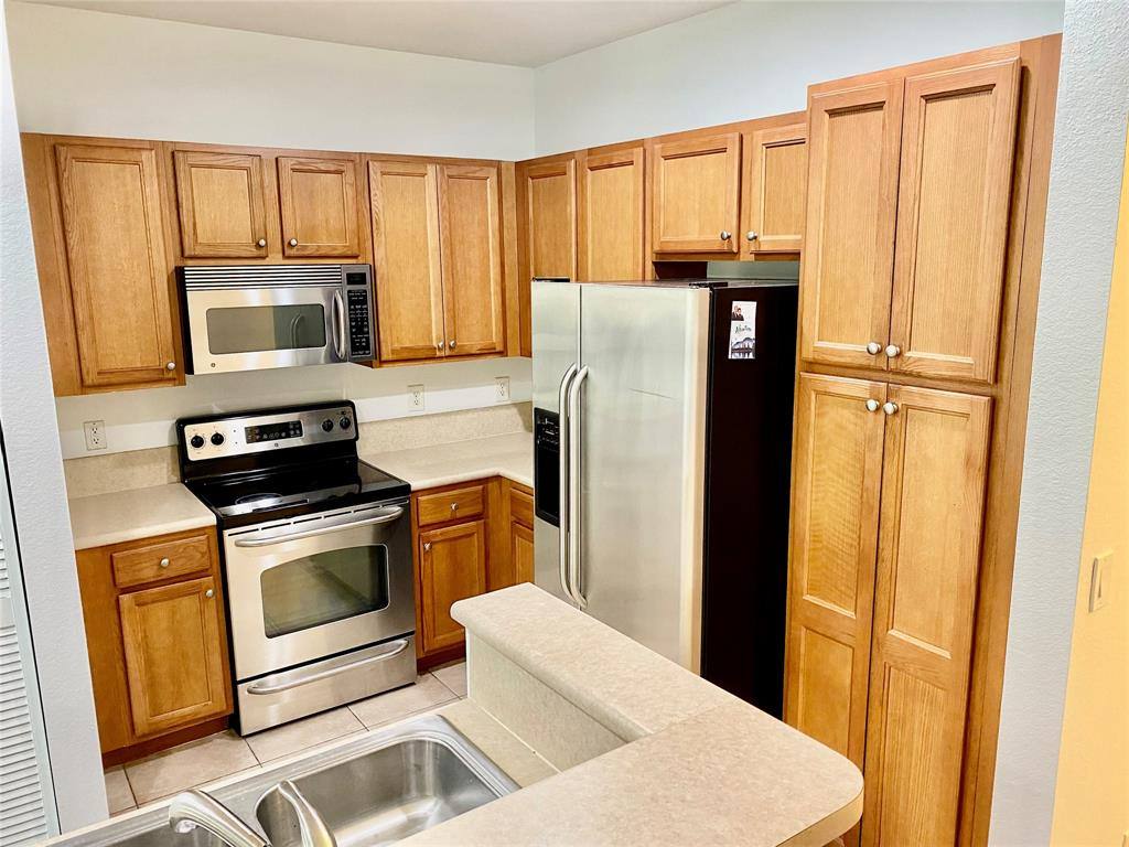 Apartment for rent at 8720 Cypress Walk Court, Fort Lauderdale, FL 33321