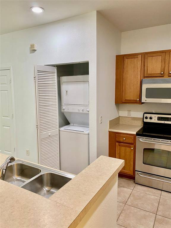 Apartment for rent at 8720 Cypress Walk Court, Fort Lauderdale, FL 33321