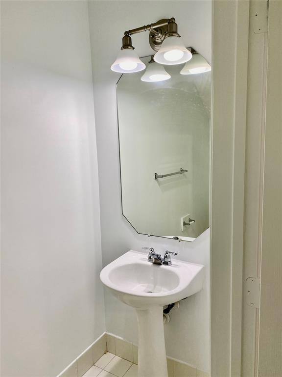 Apartment for rent at 8720 Cypress Walk Court, Fort Lauderdale, FL 33321