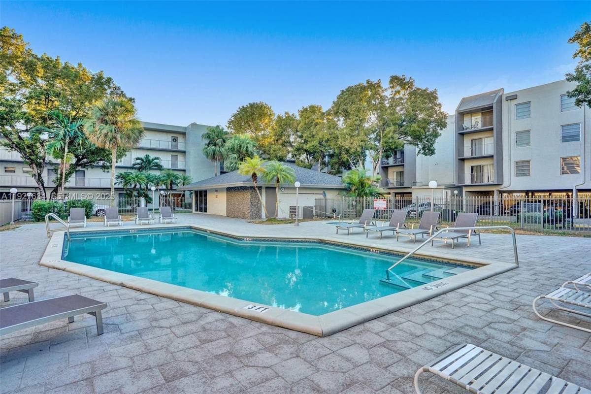 Apartment for rent at 1595 NE 135th St #334, Miami, FL 33161