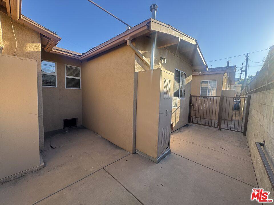Apartment for rent at 317 N Coronado St #317, Los Angeles, CA 90026