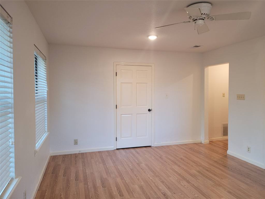 Apartment for rent at 306 E Anderson Ave #306, Round Rock, TX 78664