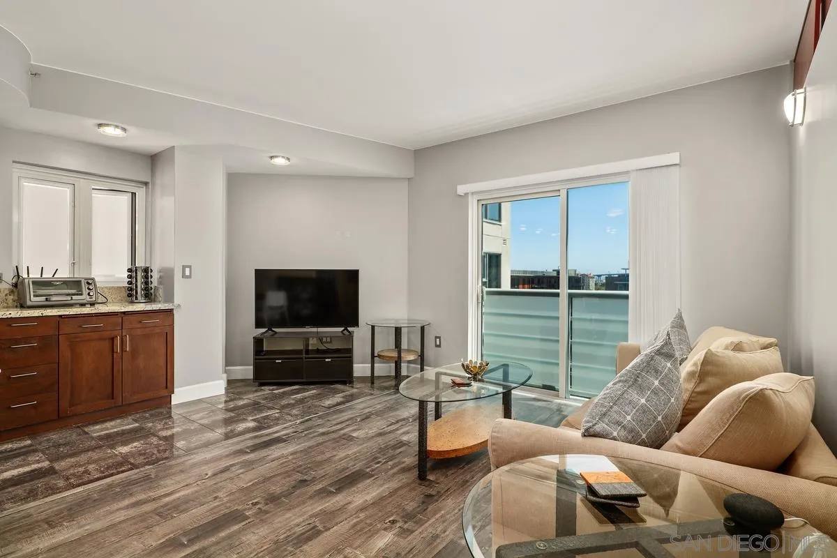 Apartment for rent at 550 15th St #601, San Diego, CA 92101
