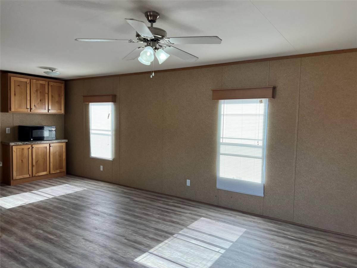 Apartment for rent at 1412 Austin St, Bay City, TX 77414