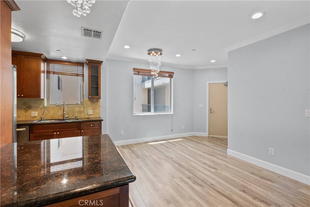 Apartment for rent at 11280 La Maida St #303, North Hollywood, CA 91602