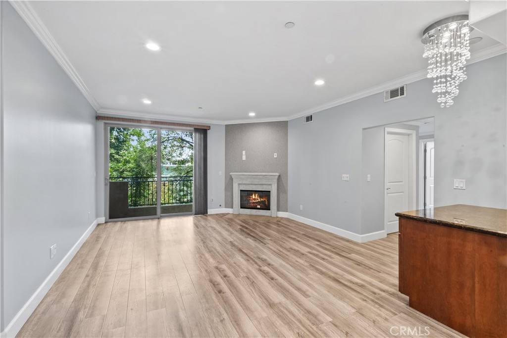 Apartment for rent at 11280 La Maida St #303, North Hollywood, CA 91602