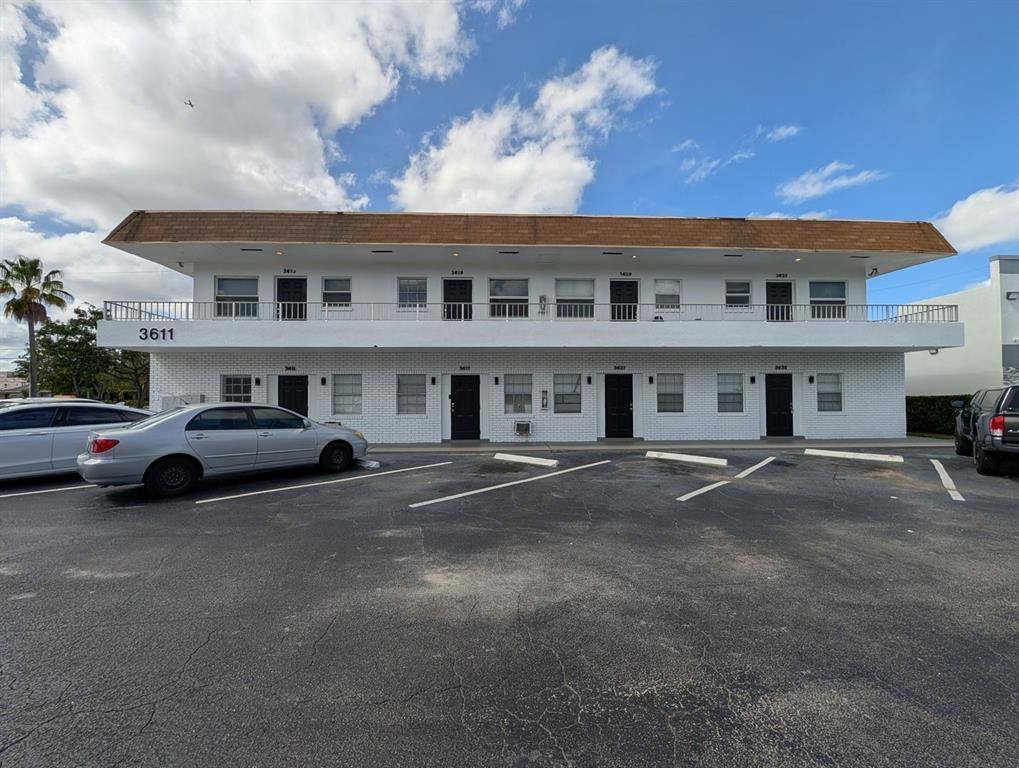 Apartment for rent at 3611 N Dixie Highway 3611-3617, Fort Lauderdale, FL 33334