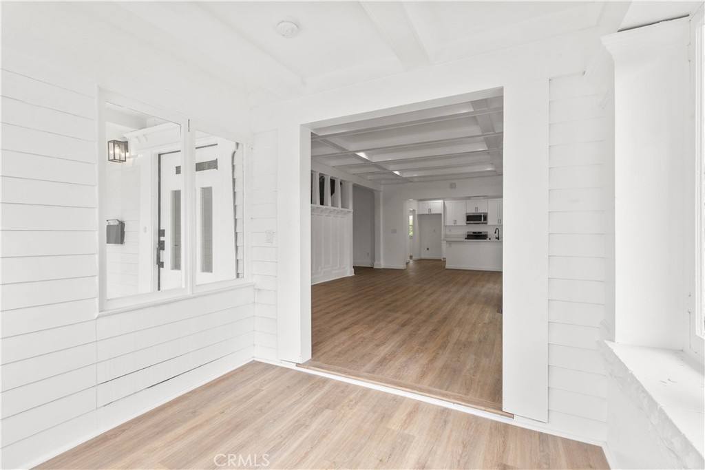 Apartment for rent at 2636 Normandie Ave, Los Angeles, CA 90007
