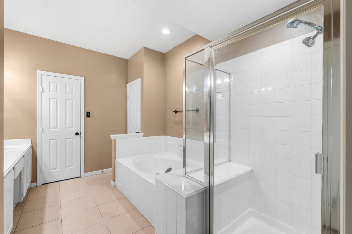 Townhouse for rent at 70 Harvest Wind Place #70, Spring, TX 77382