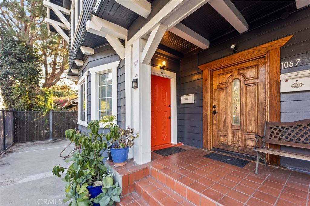 Apartment for rent at 1065 Laguna Ave, Los Angeles, CA 90026
