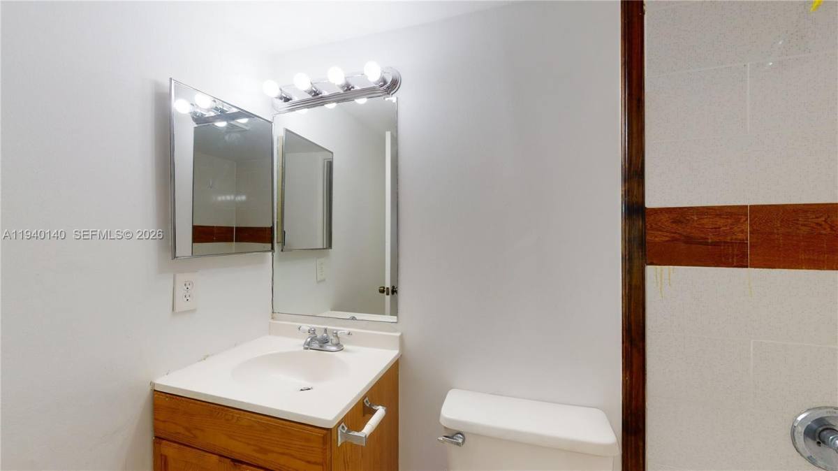 Apartment for rent at 15600 SW 80th St #15600L202, Miami, FL 33193