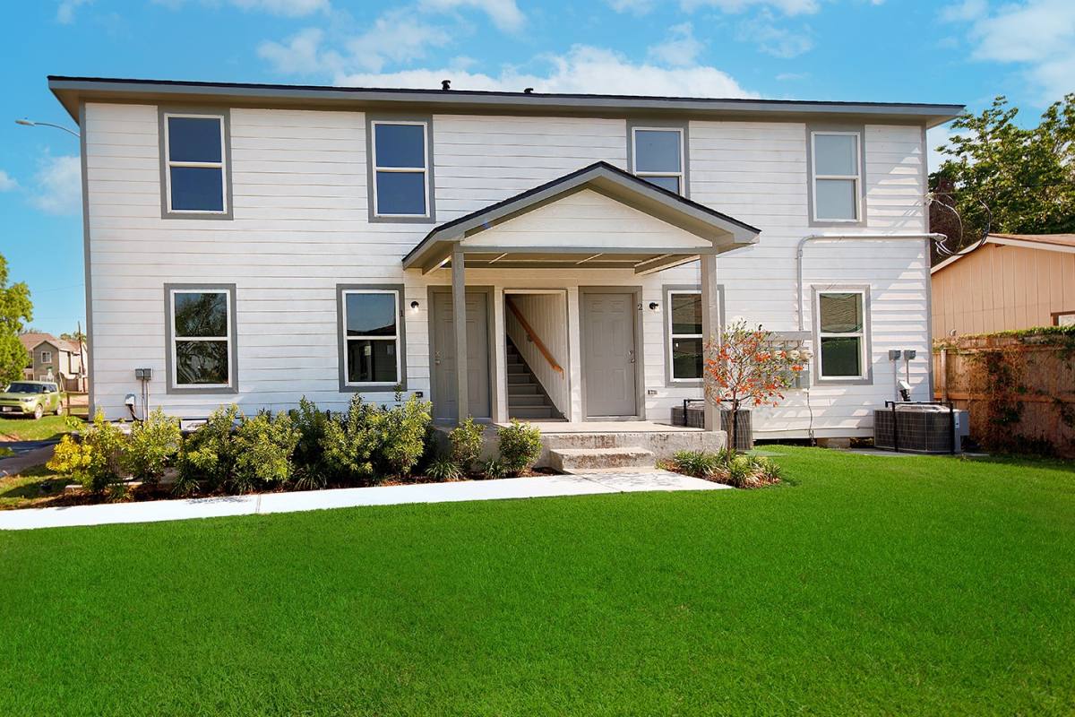 Apartment for rent at 4903 Noble St #1, Houston, TX 77020