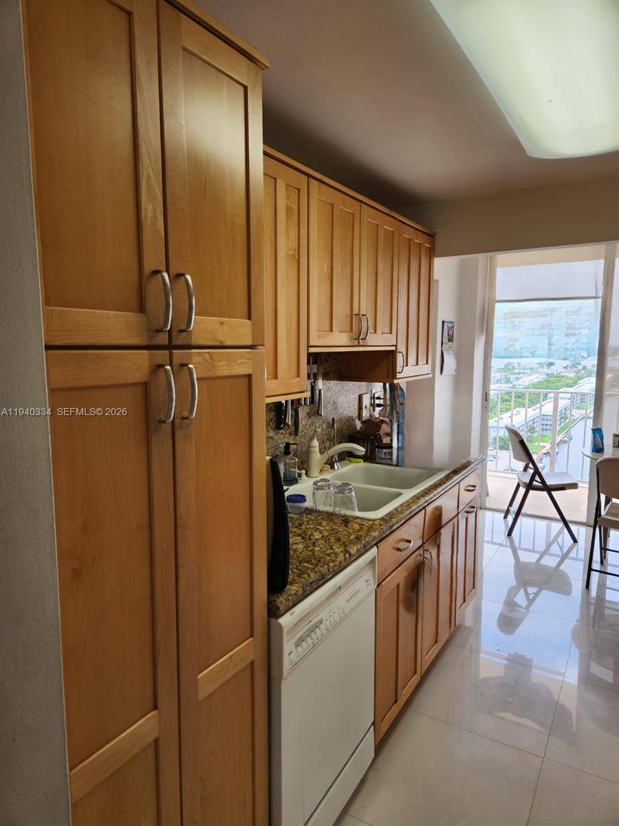 Apartment for rent at 290 174th St #1908, North Miami Beach, FL 33160