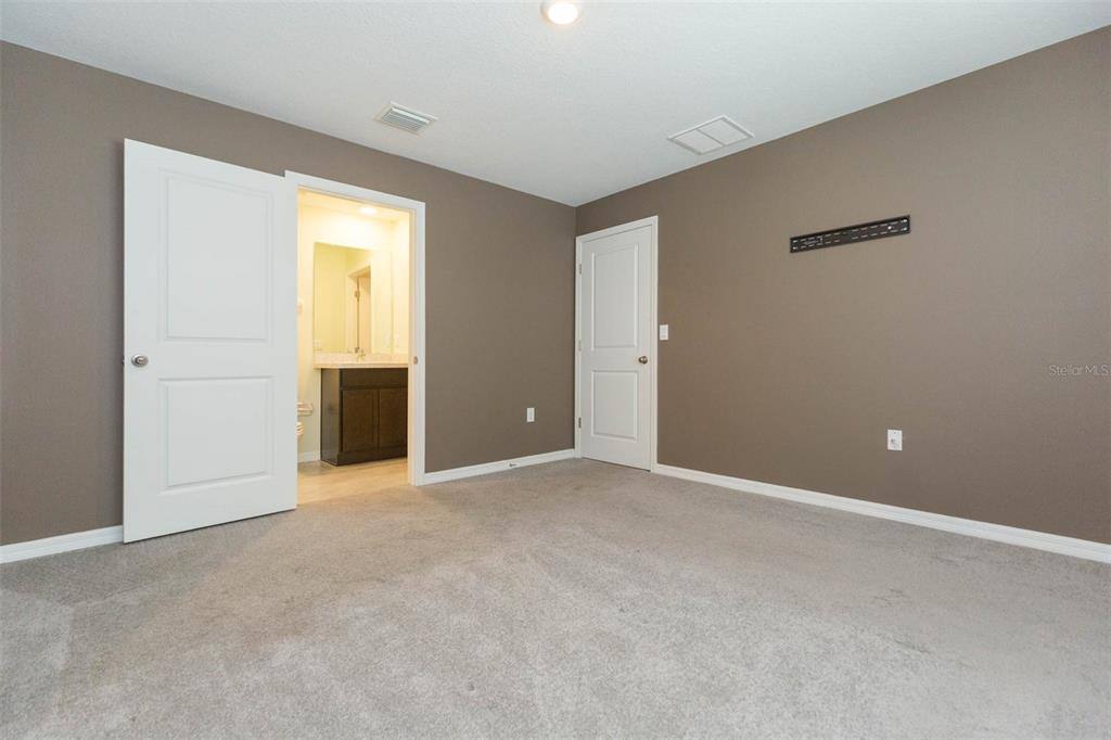 Apartment for rent at 5358 Woodridge Lane, Spring Hill, FL 34609