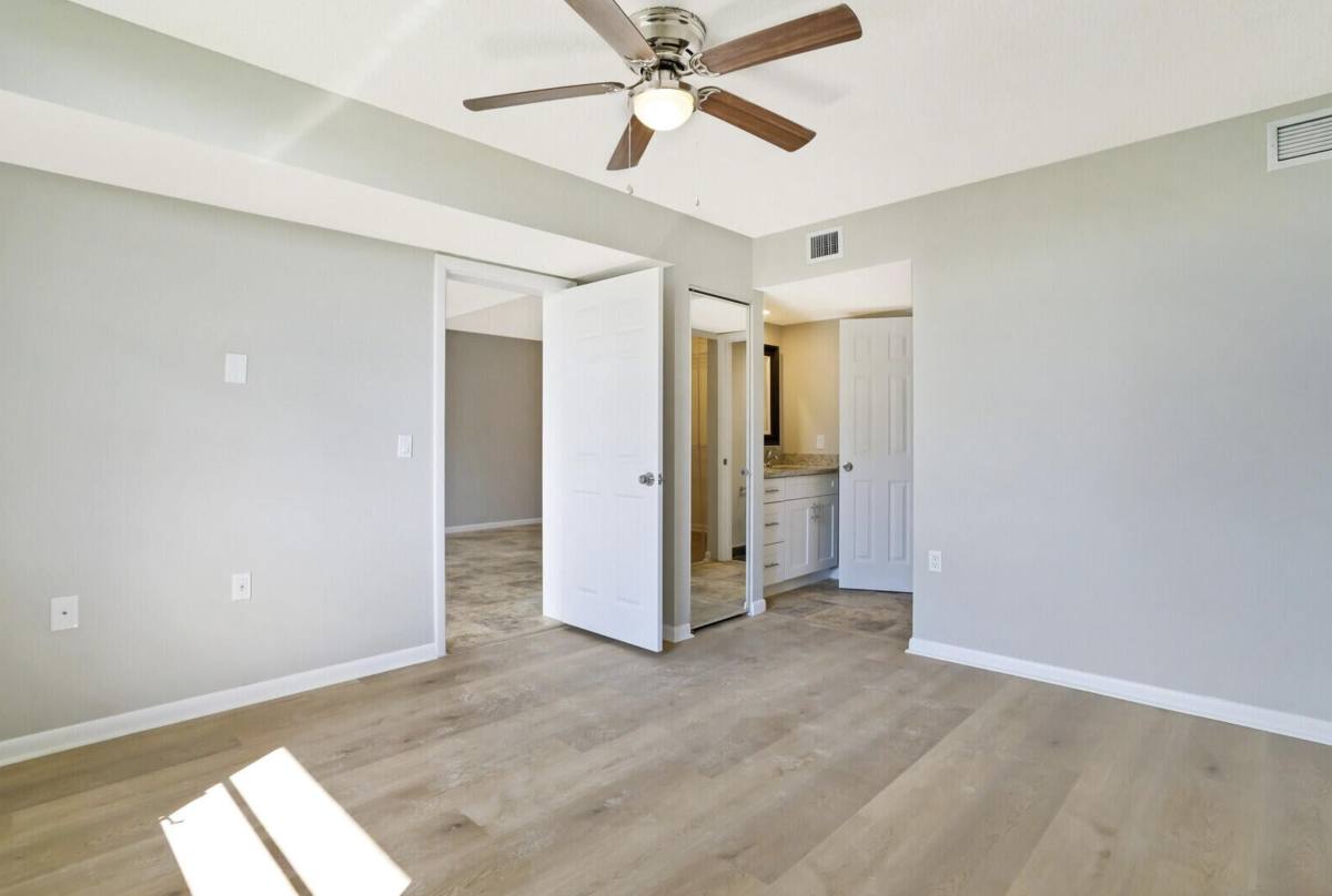 Apartment for rent at 3636 Whitehall Dr #401, West Palm Beach, FL 33401