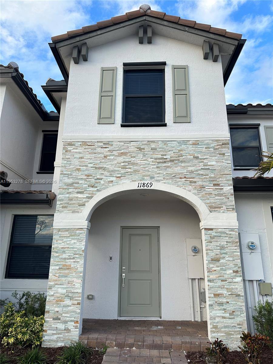 Townhouse for rent at 11869 SW 246th Terrace, Homestead, FL 33032
