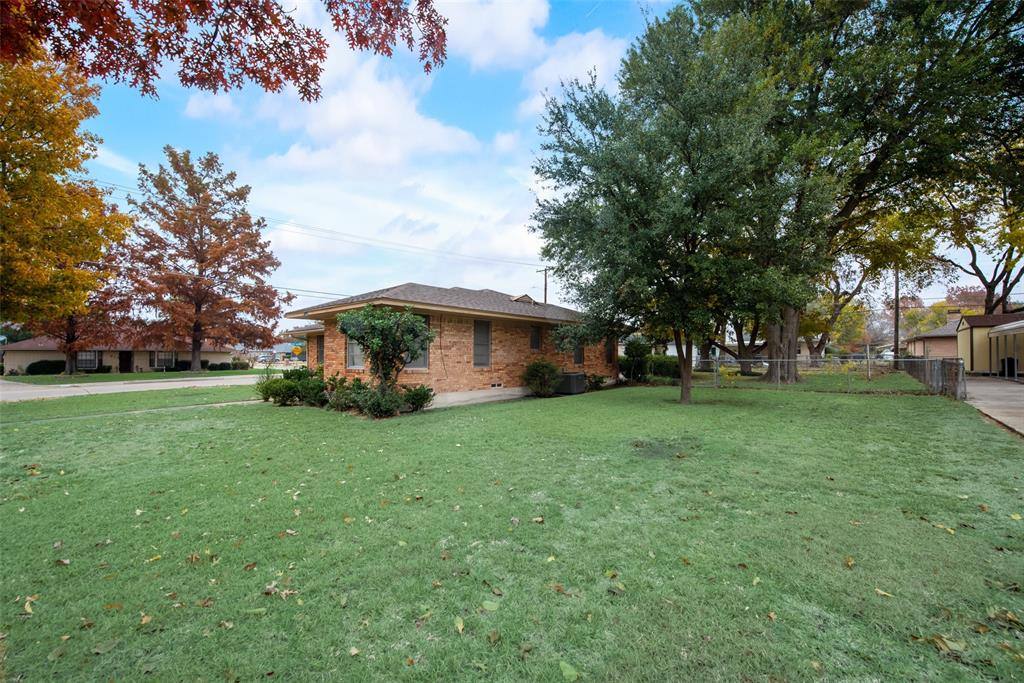 Apartment for rent at 1002 Majors Dr, Mesquite, TX 75149