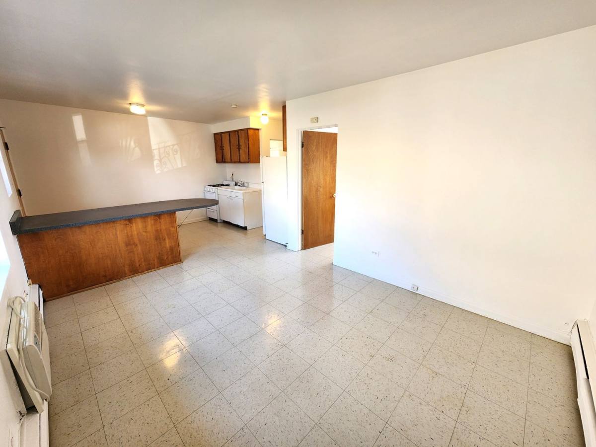 Apartment for rent at 2112 S 17th Ave, Broadview, IL 60155