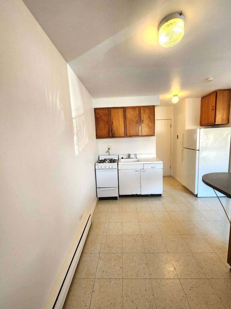 Apartment for rent at 2112 S 17th Ave, Broadview, IL 60155