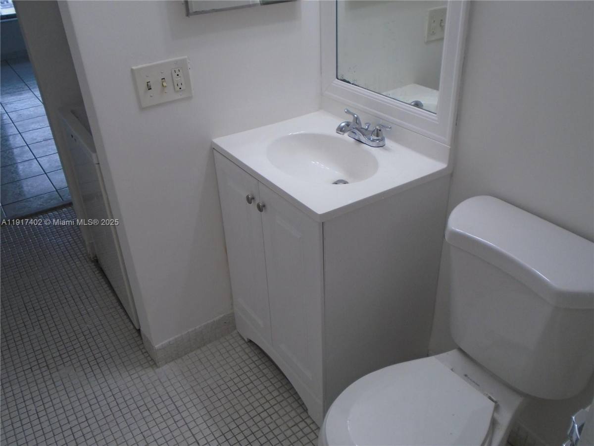 Condo for rent at 4174 Inverrary Dr #1004, Fort Lauderdale, FL 33319