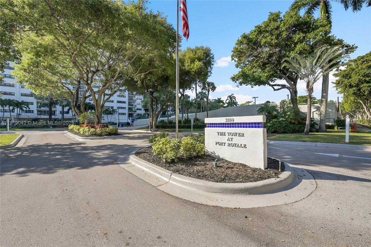 Condo for rent at 3200 Port Royale Dr N #1009, Fort Lauderdale, FL 33308
